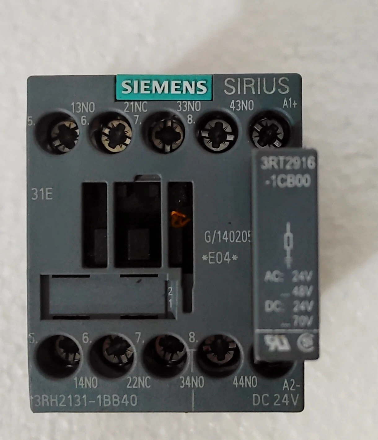 SIEMENS SIRIUS 3RH2131-1BB40 CONTACTOR 24 V